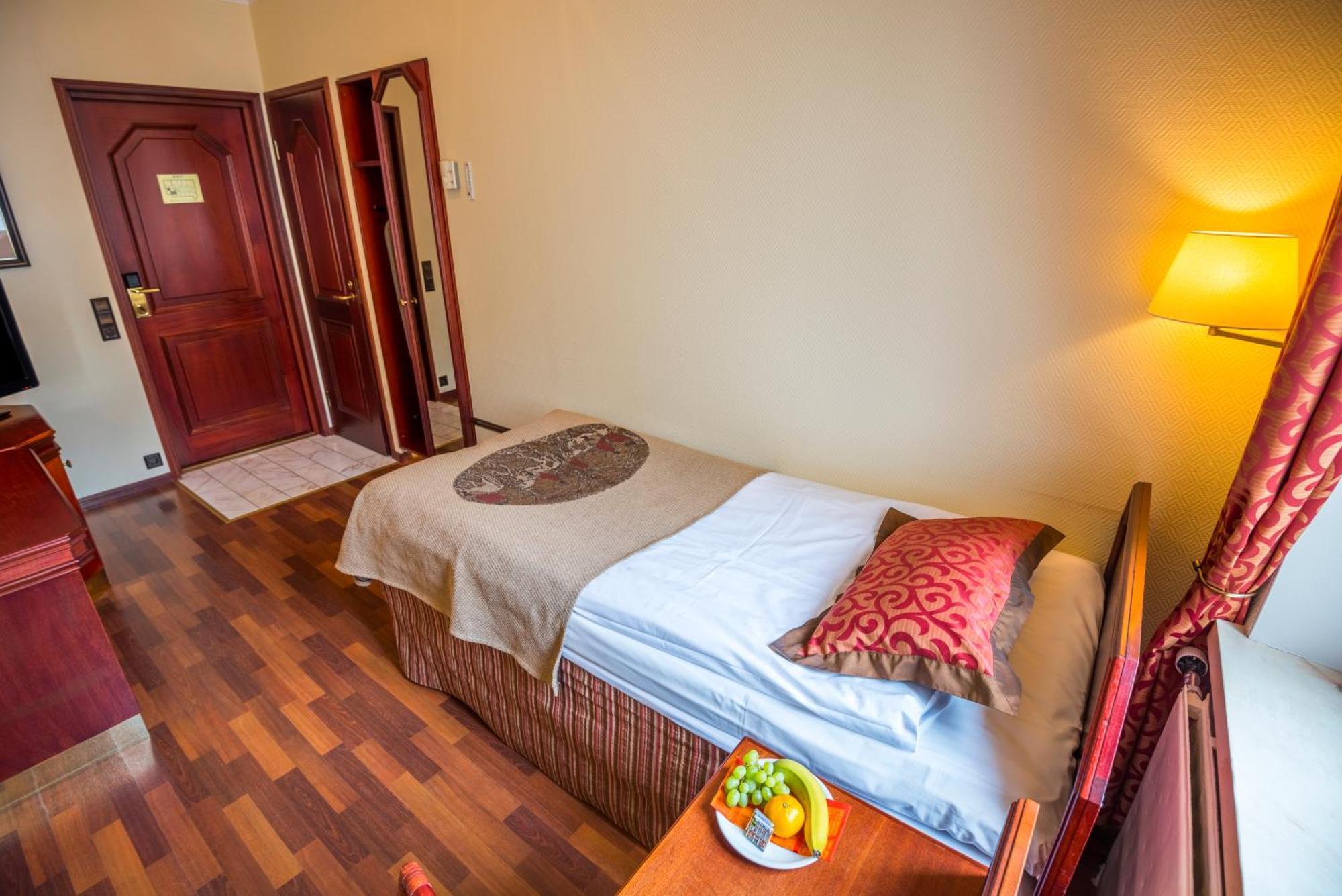 Hotel Astor Vaasa Eksteriør billede